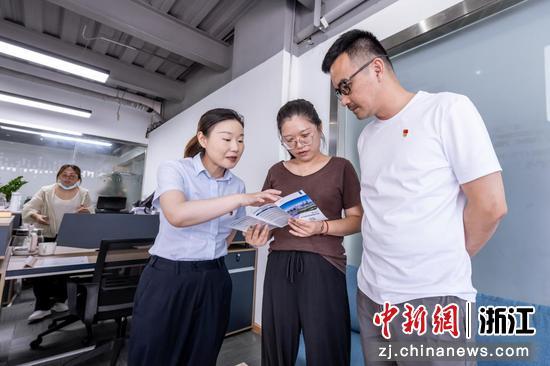 “党建+企建”政企结对 浙江鄞州人社助产业谋发展